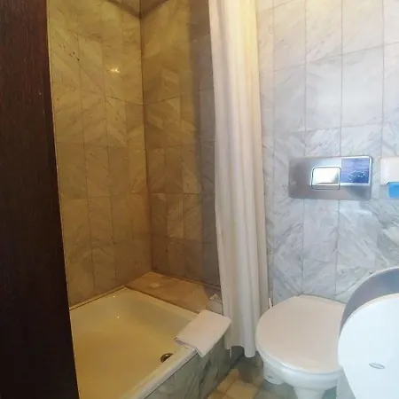 Schwarzer Adler Hotel 2*