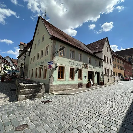 Schwarzer Adler