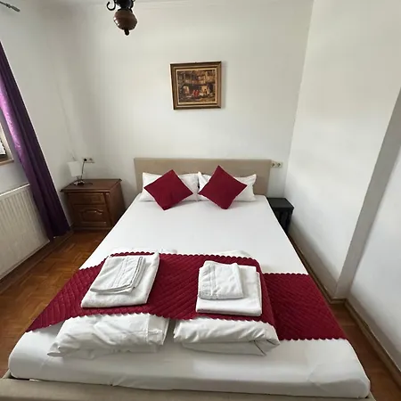 Hotell Schwarzer Adler 2*