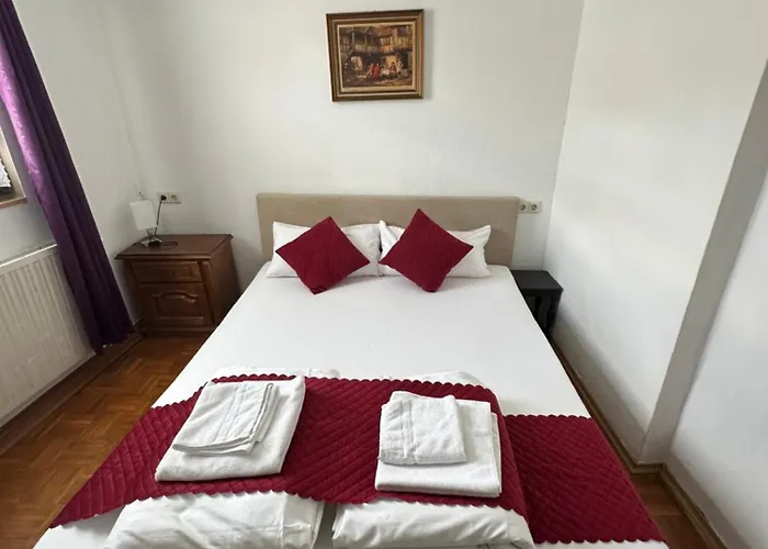 Hotel Schwarzer Adler 3*