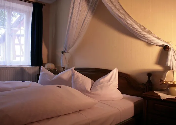 Hotel Schwarzer Adler 3*